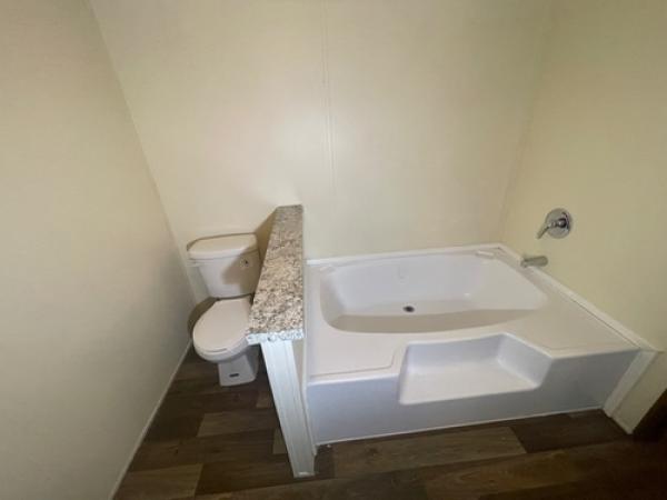 2022 SPECTACULAR Manufactured Home