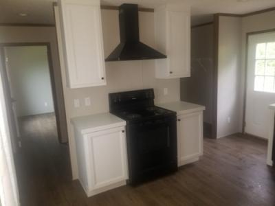 Photo 3 of 14 of home located at 21331 Dobbs Mountain Rd Evansville, AR 72729