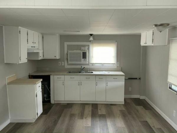 1969 QUEE Manufactured Home