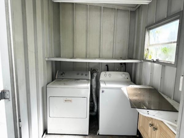 1974 Skyline Manufactured Home
