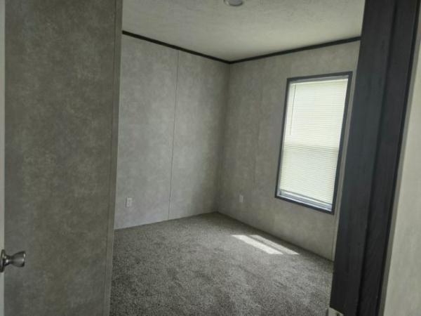 2021 Fleetwood 430HH24443A Manufactured Home