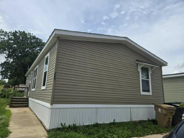 2021 Fleetwood 430HH24443A Manufactured Home