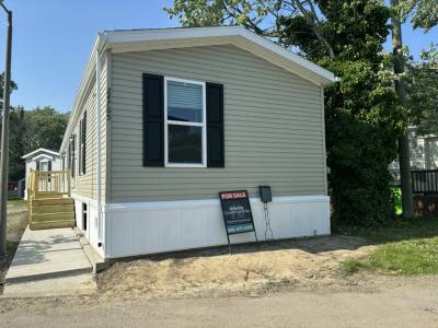Photo 5 of 19 of home located at 24765 S. Morgan Harrison Township, MI 48045