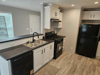 Mobile Home at 7330 Chesterfield  #266 Taylor, MI 48180