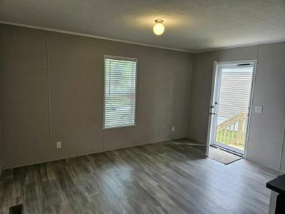 Photo 2 of 10 of home located at 7330 Chesterfield #266 Taylor, MI 48180