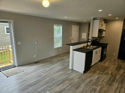 Photo 3 of 10 of home located at 7330 Chesterfield #266 Taylor, MI 48180