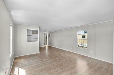 Photo 4 of 16 of home located at 10166 103rd Street, Lot #85 Jacksonville, FL 32210