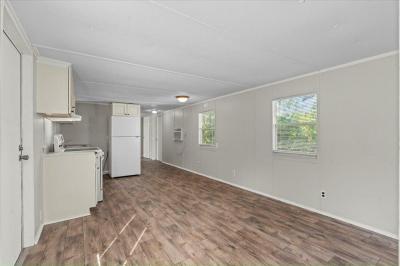 Photo 4 of 16 of home located at 10166 103rd Street, Lot #24 Jacksonville, FL 32210
