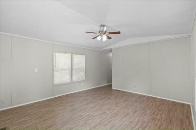 Photo 4 of 15 of home located at 10166 103rd Street, Lot #28 Jacksonville, FL 32210