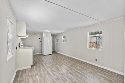 Photo 4 of 15 of home located at 10166 103rd Street, Lot #50 Jacksonville, FL 32210