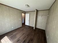 2018 LH168032LF  Home