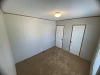 2017 	38SLT28443AH17  Home