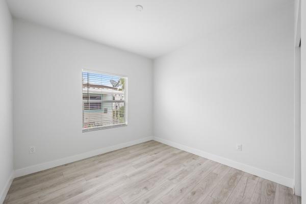 2024 220C028563P  Home