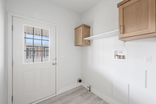 2024 220C028563P  Home