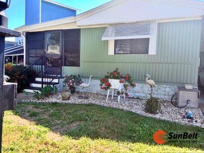 Photo 2 of 23 of home located at 1026 Lakeshore Drive Wildwood, FL 34785
