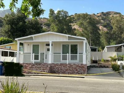 Photo 2 of 48 of home located at 15455 Glenoaks Blvd. #450 Sylmar, CA 91342