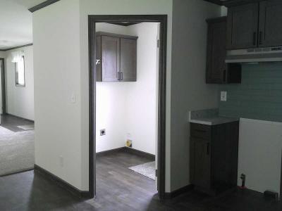 Photo 5 of 11 of home located at 508 Kelly Drive Theresa, WI 53091