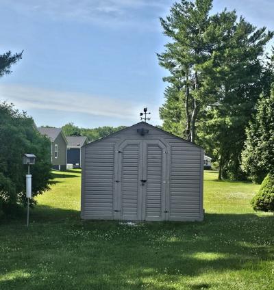 Photo 3 of 5 of home located at 2744 Harbour Court Lapeer, MI 48446