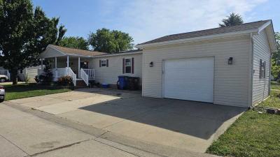 Photo 3 of 44 of home located at 8742 Daniel Dr Newport, MI 48166