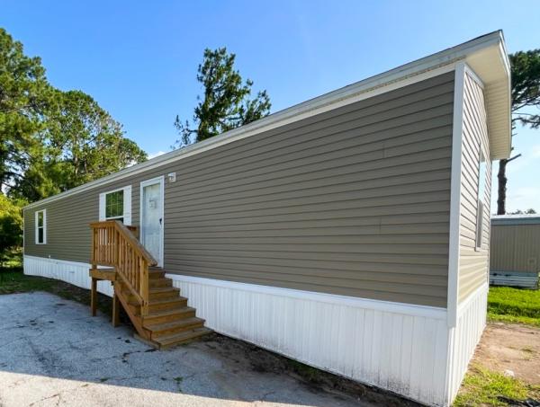 Photo 1 of 2 of home located at 5291 Collins Rd., #289 Jacksonville, FL 32244