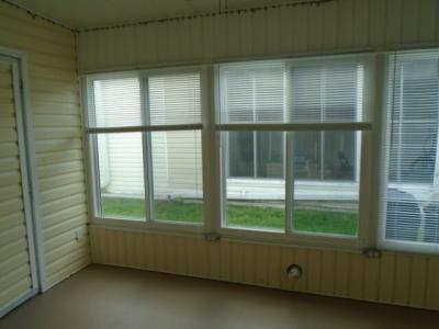 Photo 4 of 32 of home located at 3432 State Road 580, #Lot 313 Safety Harbor, FL 34695