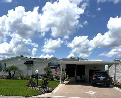 Photo 2 of 35 of home located at 1691 Deverly Dr. Lot #769 Lakeland, FL 33801