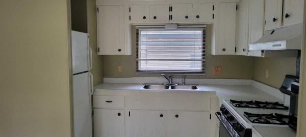 1973 Greenwood GH1567 Mobile Home