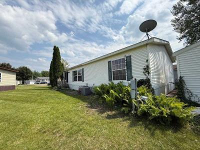 Photo 3 of 12 of home located at 8297 Feather Hollow Fenton, MI 48430