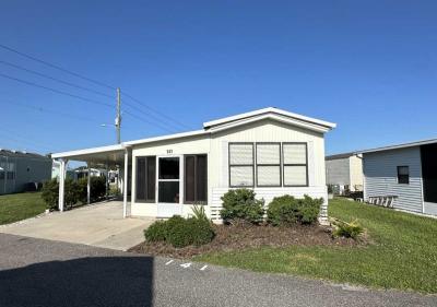 Photo 2 of 22 of home located at 1 Avocado Lane Lot 141 Eustis, FL 32726