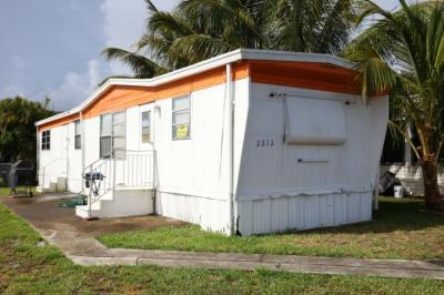Mobile Home at 2212 NW 21st Way Lot 393 Boynton Beach, FL 33436