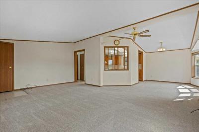 Photo 2 of 6 of home located at 658 Park Ridge Rd Waterford, WI 53185