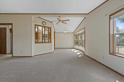 Photo 3 of 6 of home located at 658 Park Ridge Rd Waterford, WI 53185