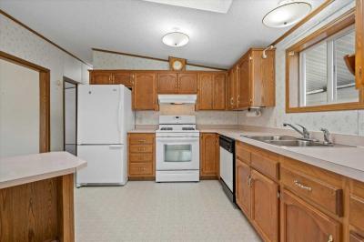 Photo 4 of 6 of home located at 658 Park Ridge Rd Waterford, WI 53185