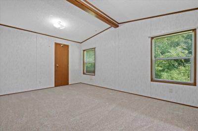 Photo 5 of 6 of home located at 658 Park Ridge Rd Waterford, WI 53185