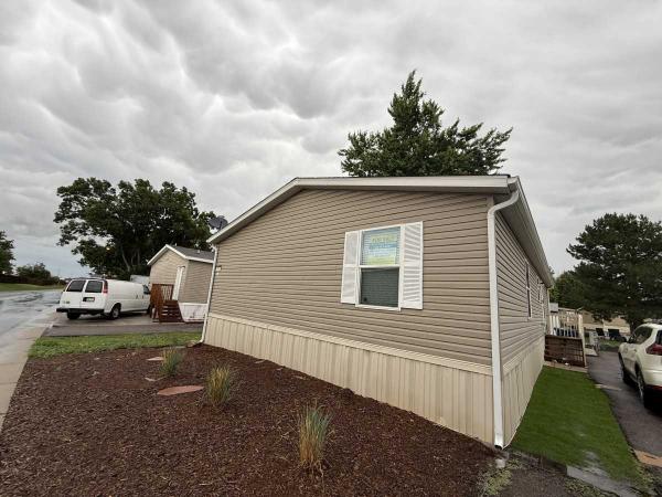 Photo 1 of 2 of home located at 1686 Eisenhower Way #170 Aurora, CO 80011