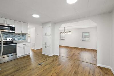 Photo 5 of 29 of home located at 123 Camellia Drive Site #0140 Leesburg, FL 34748
