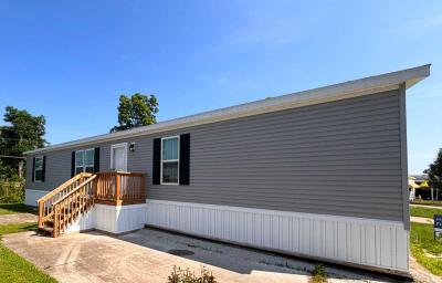 Mobile Home at 21323 Lakeview Dr., #18 Warrenton, MO 63383