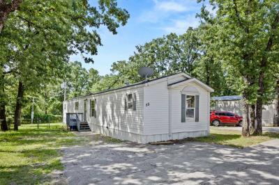 Mobile Home at 55 Thousand Oaks Mansfield, TX 76063