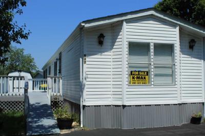 Mobile Home at 637 S. Huckleberry Ave. Bear, DE 19701
