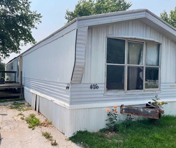 Photo 1 of 2 of home located at 426 Timber Ridge Lane Quincy, IL 62305