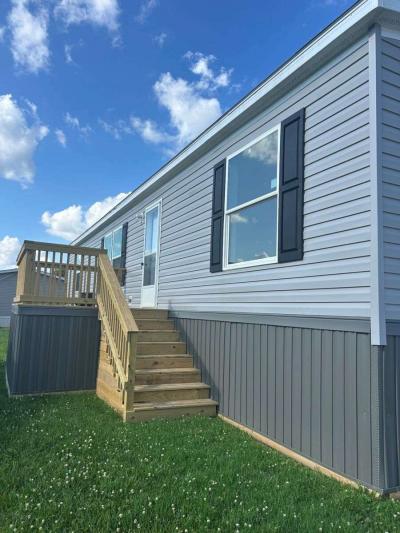 Mobile Home at 2029 Wolverine Evansville, IN 47720