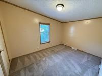 2000 REDMAN Manufactured Home
