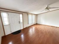 2000 REDMAN Manufactured Home