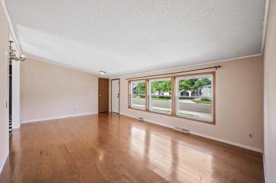 Photo 3 of 17 of home located at 10267 Pierce Pl NE Blaine, MN 55434