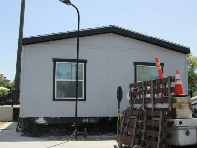 Mobile Home at 25000 Hawkbryn Ave Newhall, CA 91321