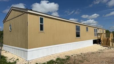 Mobile Home at 698 Forest Creek Rd Devine, TX 78016