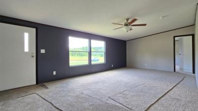 Photo 4 of 12 of home located at 132 Countryside Dr Mount Sterling, KY 40353