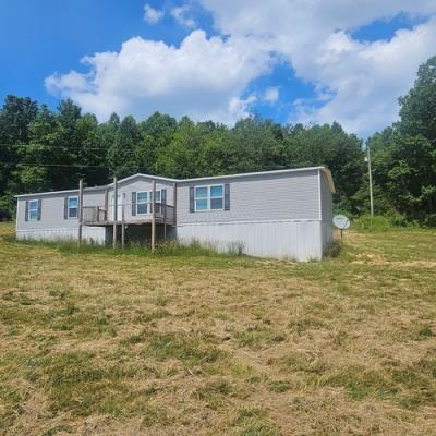 Mobile Home at 4265 Clayton Judson Alderson, WV 24910