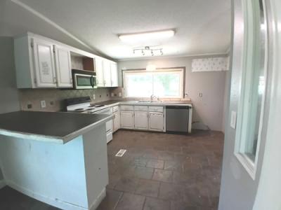 Photo 5 of 11 of home located at 352 County Road 510 Corinth, MS 38834
