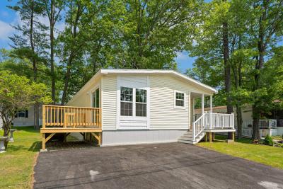 Mobile Home at 518 Canterbury Dr Exeter, NH 03833